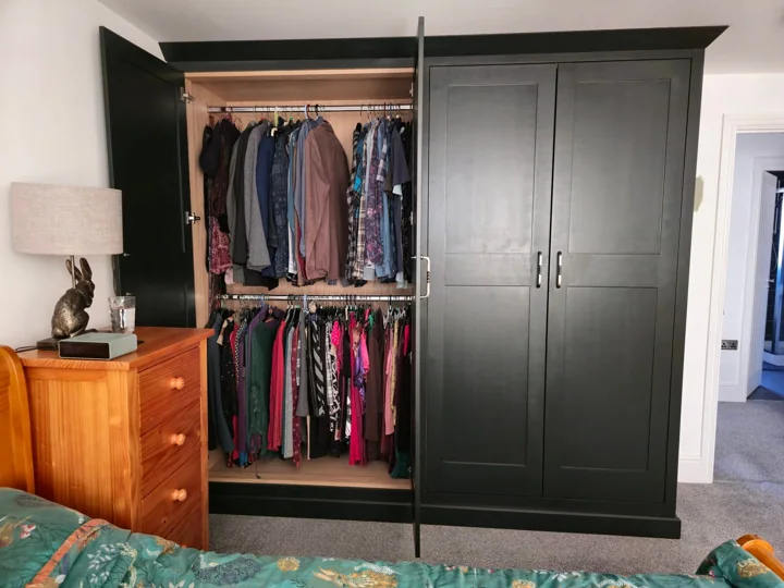 Fitted bedroom furniture by RW Joinery — photograph 28