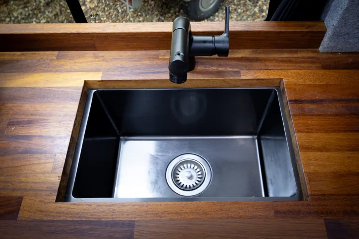 Motorhome conversion by RW Joinery — photograph 06